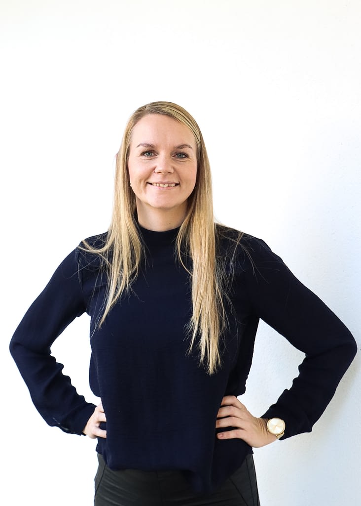 Louise W Eriksen på kontoret
